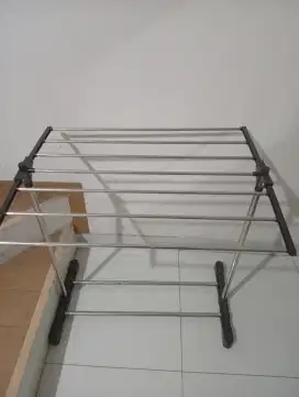 Tempat jemuran stainless