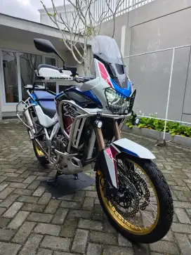 Honda Africa twin 1100 tahun 2023 / KM 185.perak