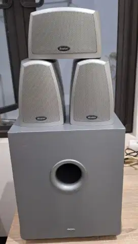 Subwoofer aktif + 3 bh speaker