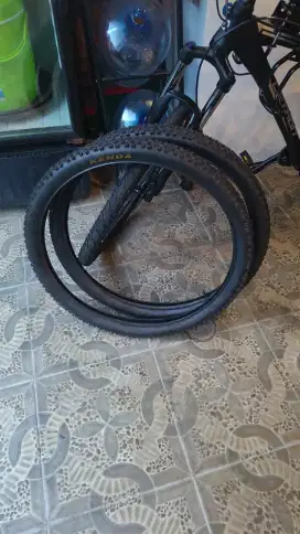 Kenda ban MTB 27.5 (Ban luar & dalam)