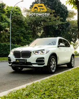 BMW X5 xDrive 40i Whtie 2023