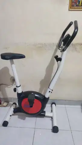 Sepeda statis Twen no minus