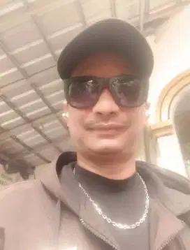 MENCARI PEKERJAAN SECURITY