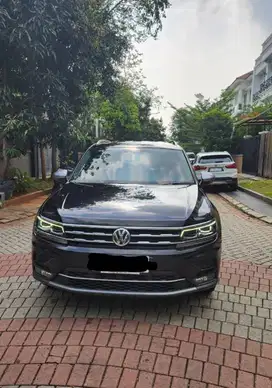 Volkswagen Tiguan Allspace - Pemakai pertama langsung, STNK Panjang