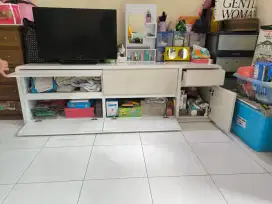 Lemari serbaguna