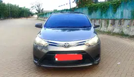 Toyota Limo 2016 Bensin