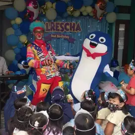 Baju badut lucu