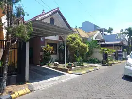 Rumah di Tunggulwulung Saxofon Dkt Candi Panggung Suhat