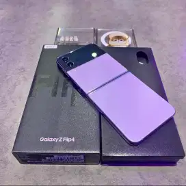 Samsung Galaxy Z flip 4 8/256gb lengkap sein normal segel aman