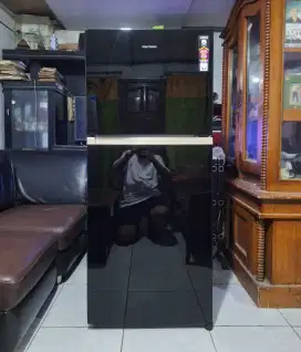 KULKAS POLYTRON TERBARU ORI MULUS 90%