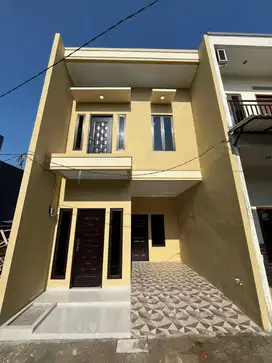 DIJUAL RUMAH BARU MURAH BAGUS 2LANTAI DLM CLUSTER  AKSES MOBIL CONDET