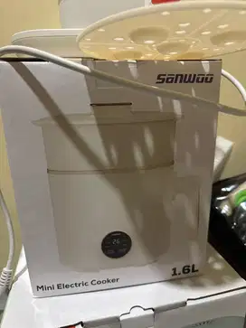 Alat masak mini eletrik