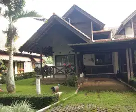 Dijual Cepat BU  Villa Siap Pakai Murah Lokasi Villa Grand Whiz Trawas