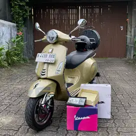 Vespa Primavera Anniversary 75th Limited IGET ABS