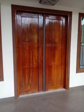 Rumah baru 2 lantai LB 300, disewakan