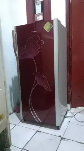 Jual kulkas 1 pintu merk Politron siap pakai