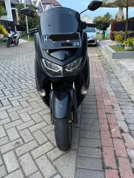 Nmax 2021 pemakaian pribadi Hitam mewah
