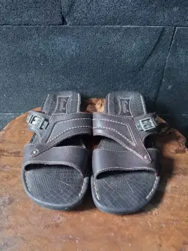 Sandal Anak Carvill Coklat Bekas