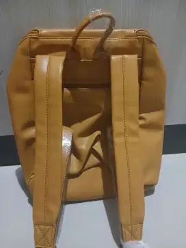 Jual tas baru warna kuning honey, tas untuk sekolah atau kerja.