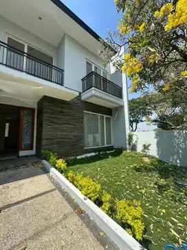 Murah Dijual Rumah Minimalis Bukit Palma Grandia Citraland sby pusat