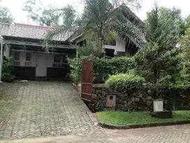 Rumah Halaman Luas 15 Menit ke Stasiun Bojong Gede Siap Nego J-22002