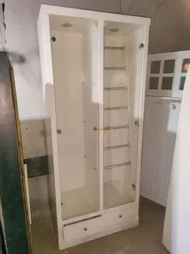 Lemari bekas murah