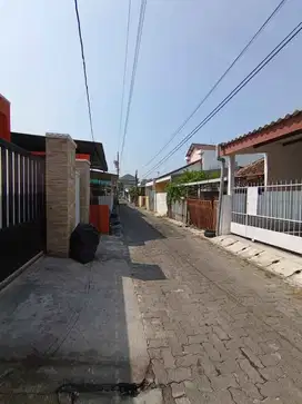 Rumah Kos Aktif Murah Cocok Untuk Investasi di Citarum Semarang