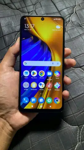 POCO F4 8/256GB
