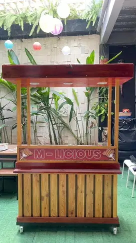 Booth / Gerobak Usaha Makanan Siap Pakai - Second Kondisi Mulus
