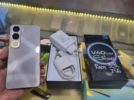 VIVO V40 LITE 5G RAM 16 /256GB
LIKE NEW GARANSI RESMI 10 BLN