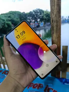Samsung galaxy A72 8/256gb hp kabel