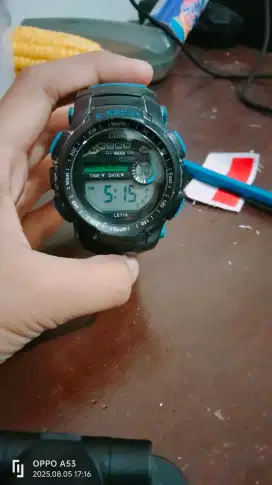Jam tangan bekas