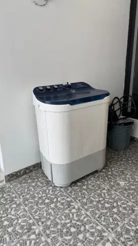 Dijual Murah  Mesin cuci Sharp Dolphinwave est 1090 10kg