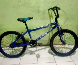 Sepeda BMX Evergreen UK 20