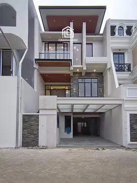Rumah Mewah Dalam Cluster Besar Lokasi Strategis Di Jagakarsa