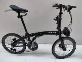 Sepeda lipat Police