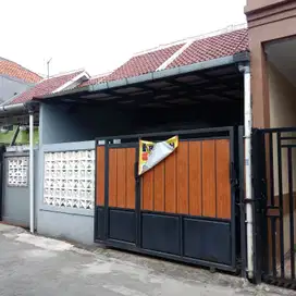 Rumah Minimalis 1 Lt 15 Mnt ke RSUD Cibinong Bogor Hadap Utara J-35089