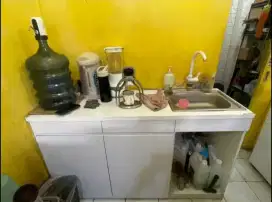 Booth & sink 80% P.150