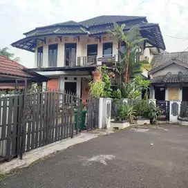 Rumah 6 Kamar Tidur SHM 9 Menit ke AEON MALL Sentul City J-32933