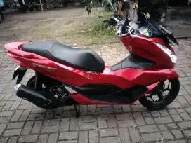 Dijual PCX type CBS tahun 2024 merah gloosy