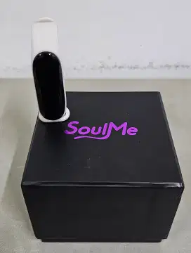 Gelang kesehatan Akasha Soulme.