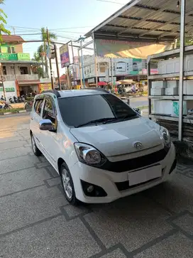 Di jual ayla 2021