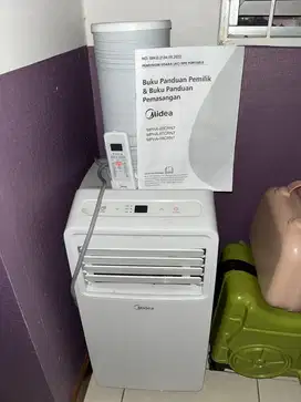 AC PORTABLE MIDEA 1/2 PK