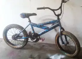 Sepeda bmx 18in ban jumbo