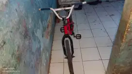 Di jual sepedah bmx