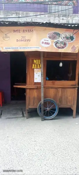 Jual Gerobak Mie Ayam dan perlengkapannya