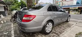 Mercedes-Benz C200 2010 Bensin