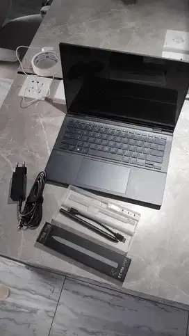 Laptop Asus Zenbook 14 pro Duo Oled
