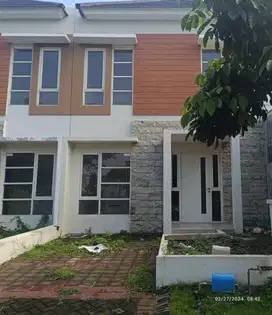 Rumah 2lantai baru Puri Surya Jaya sudah SHM Nol Jalan Gedangan