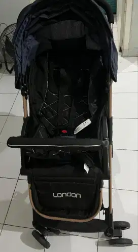 Dijual Stroller Pliko tipe London